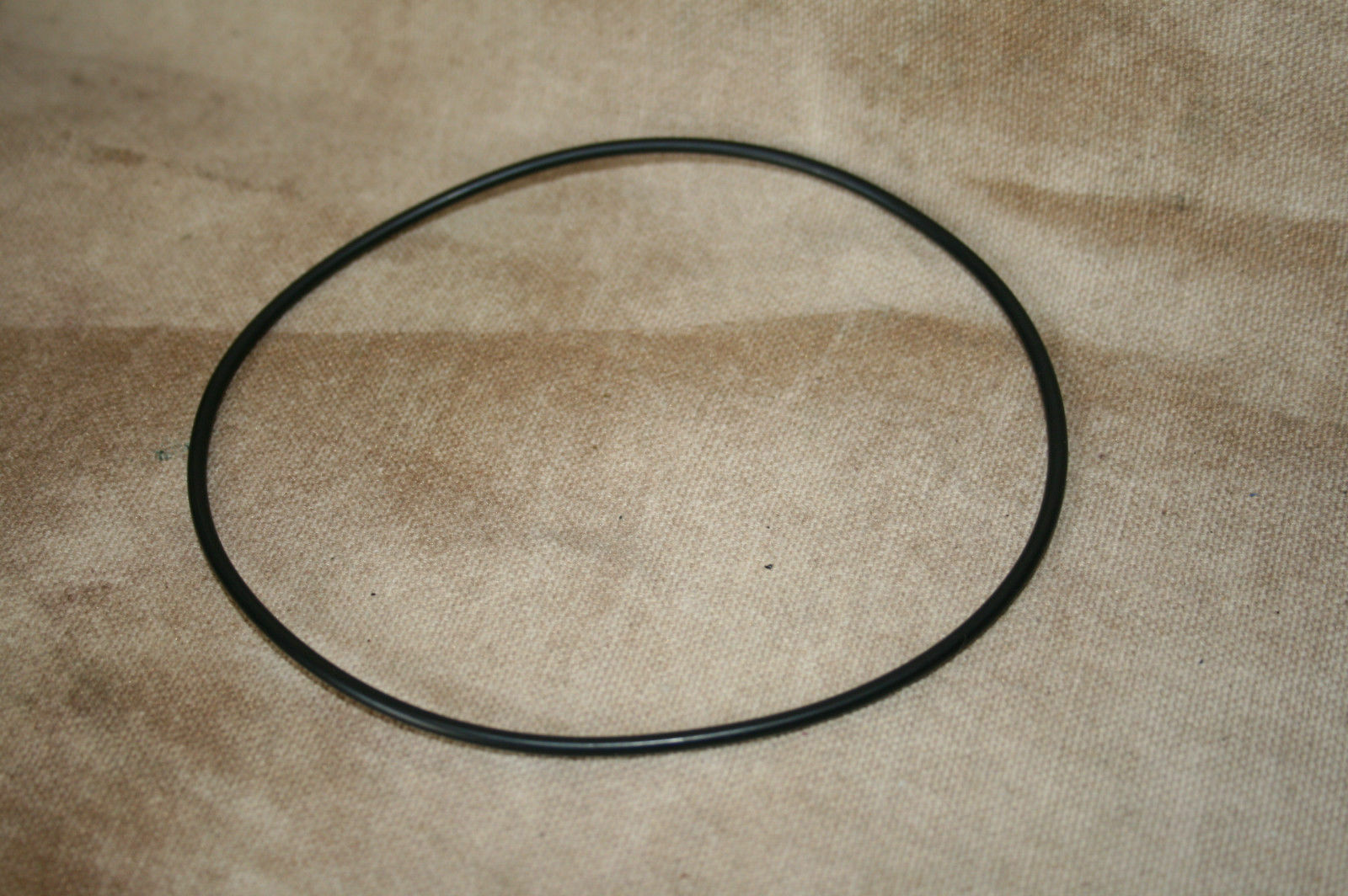 NEW-Replacement-DRIVE-BELT-for-Tanberg-Reel-to-Reel-Series-2000-Tape-Recorder-154188197532 *NEW Replacement DRIVE BELT* for Tanberg Reel to Reel Series 2000 Tape Recorder - Image 1