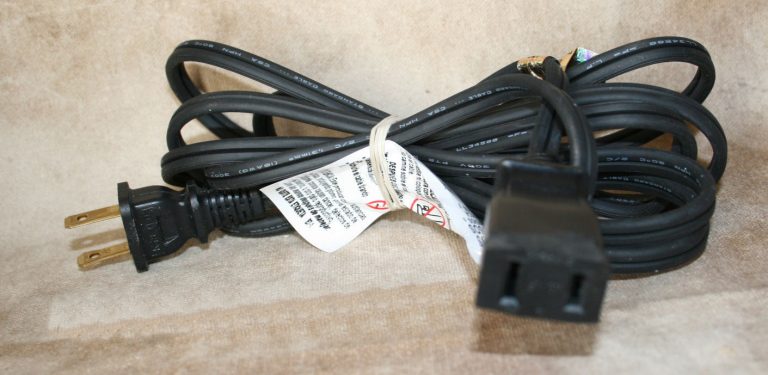 NEW-2-ProngSocket-Aftermarket-TEAC-Reel-to-Reel-POWER-CORD-151741349671 *NEW 2 Prong/Socket* Aftermarket TEAC Reel to Reel POWER CORD - Image 1